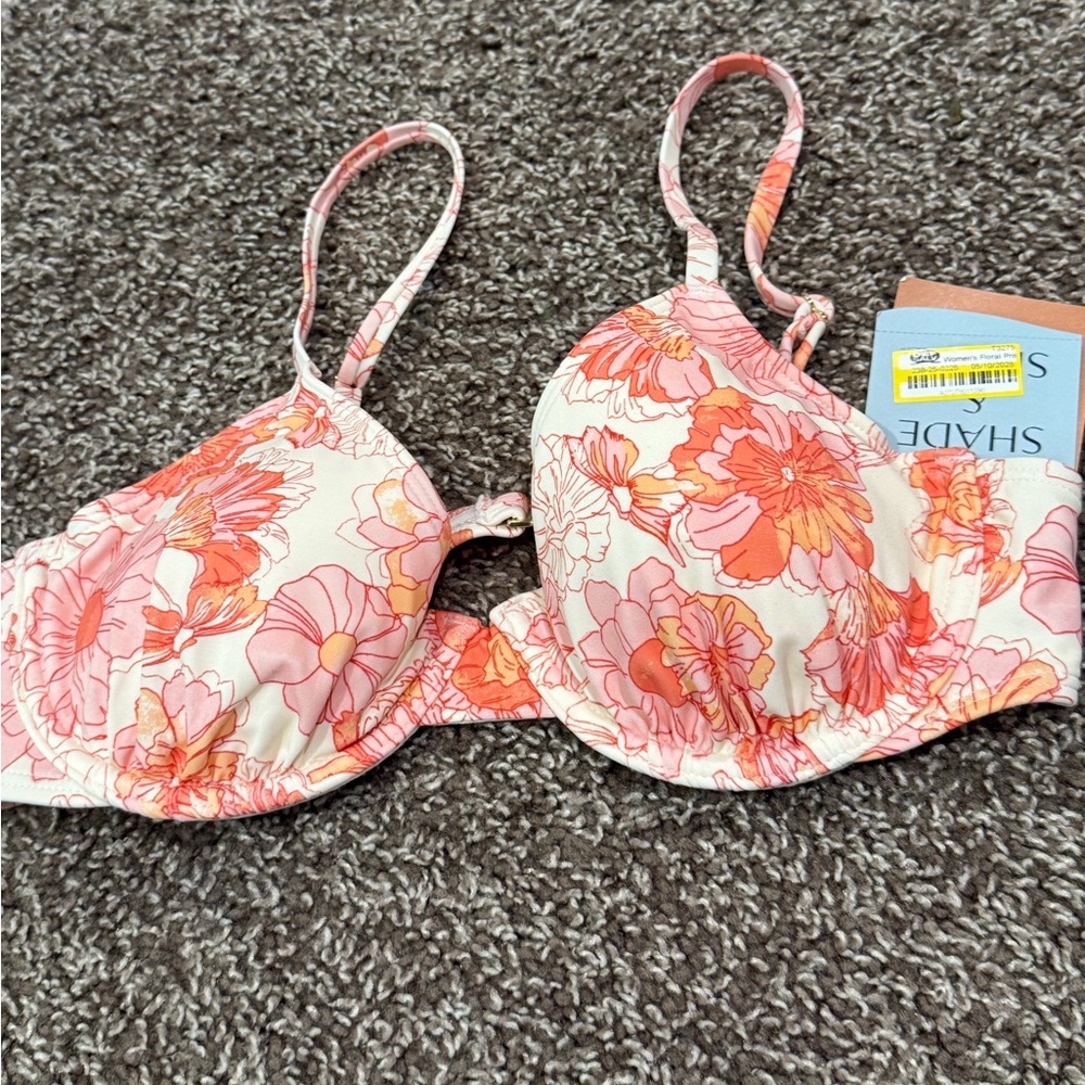 🍦Shade & Shore Floral Bikini Top in Pink and Orange
